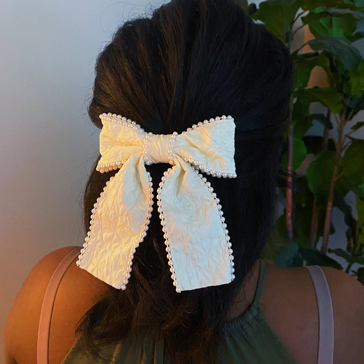 Pearl Bow Hair Barrette
