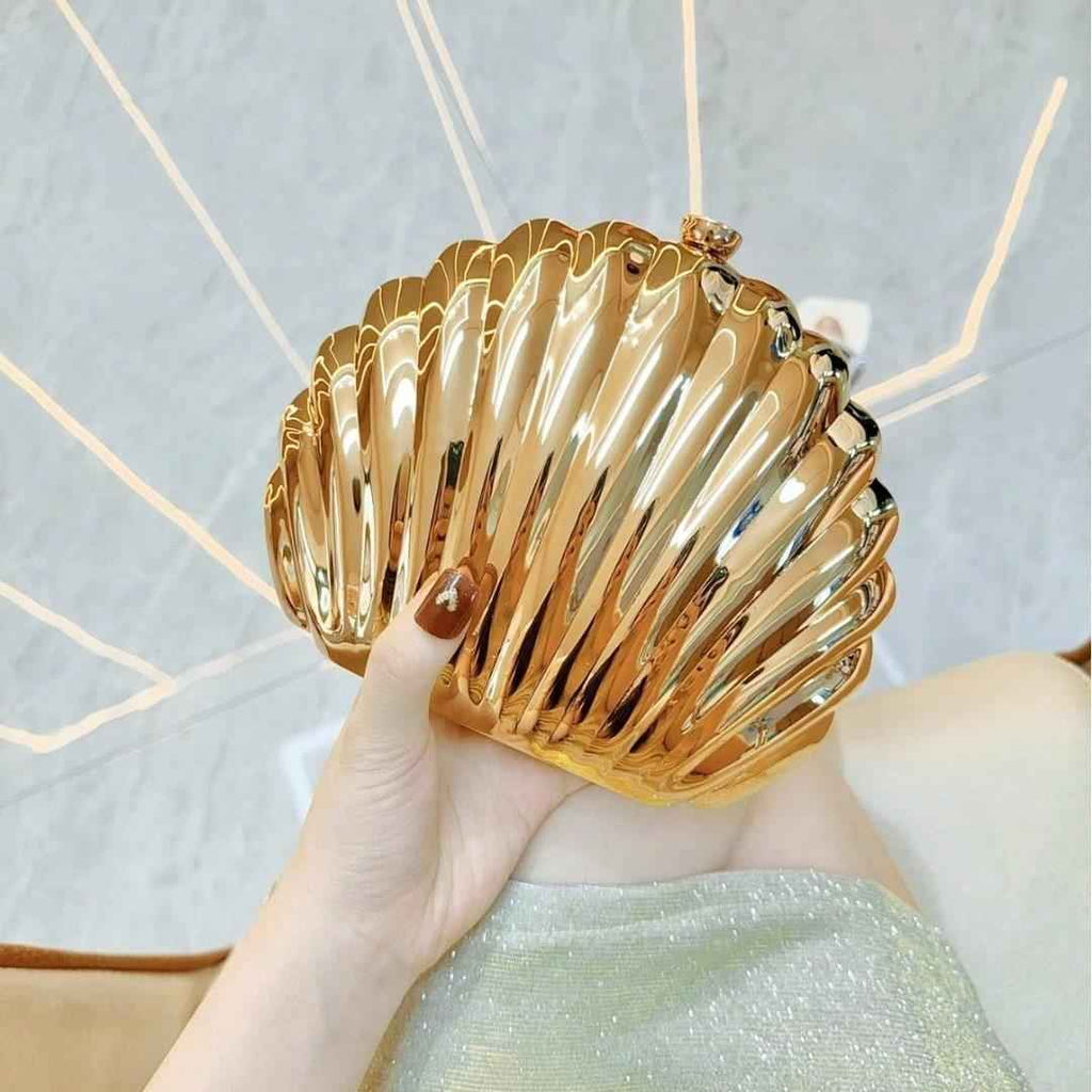 Sparkly seashell clutch, color option