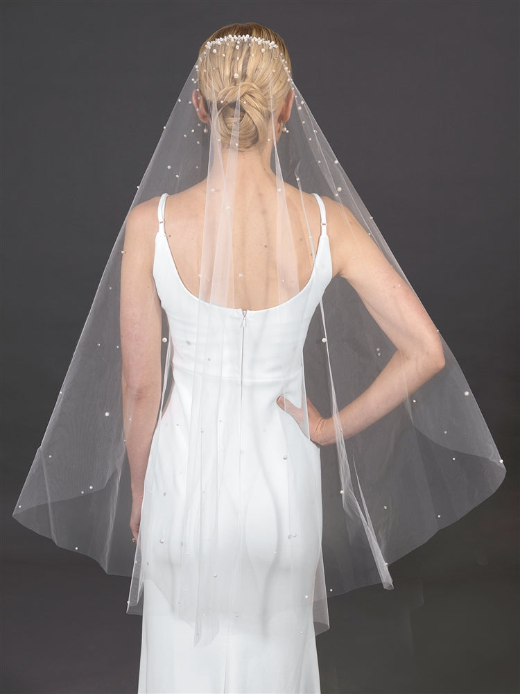 Pearl comb fingertip drop veil